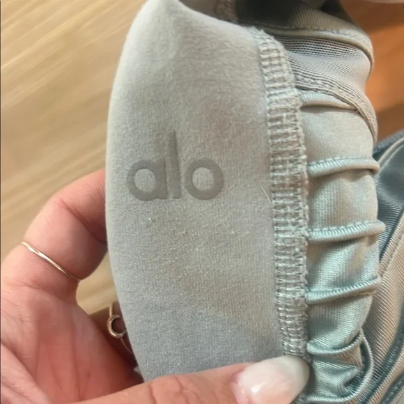 Women's alo moto Light Blue Leggings laurel - Picture 4 of 5